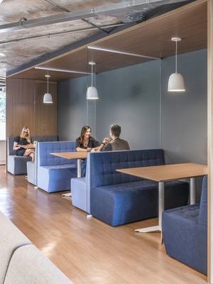 融合传统与现代 打造灵活多变的办公室室内设计